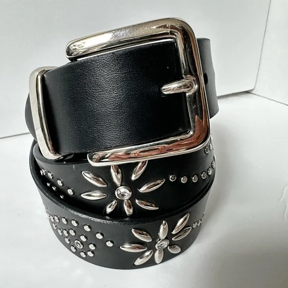 BELT Women Black Vegan Retro 80’s Hippie Boho Silver Studded 35-37 Waist EUC - Picture 3 of 11